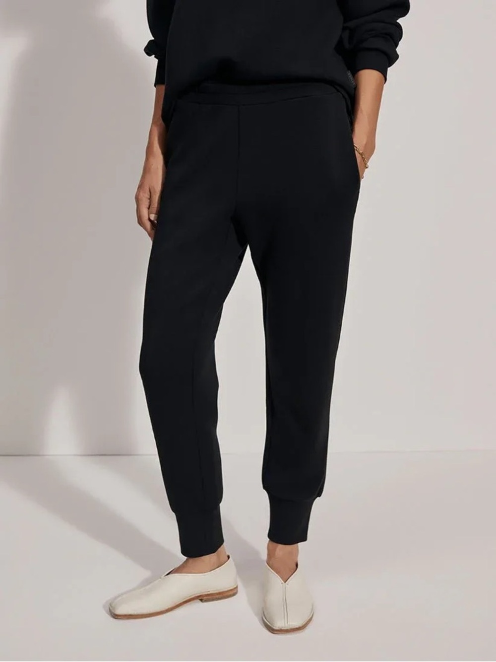 Varley Black DoubleSoft The Slim Cuff Pants Size Extra Small 27.5" Best Seller